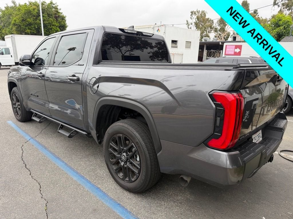 2025 Toyota Tundra 4WD SR5