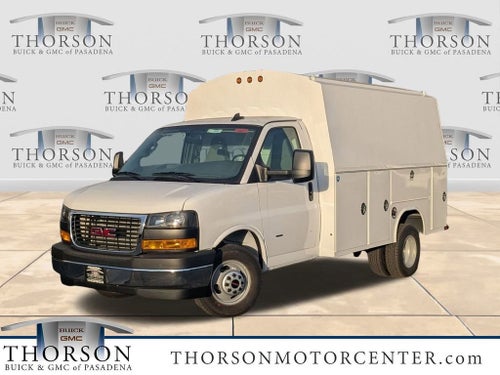 2026 GMC Savana Cutaway 3500 1WT