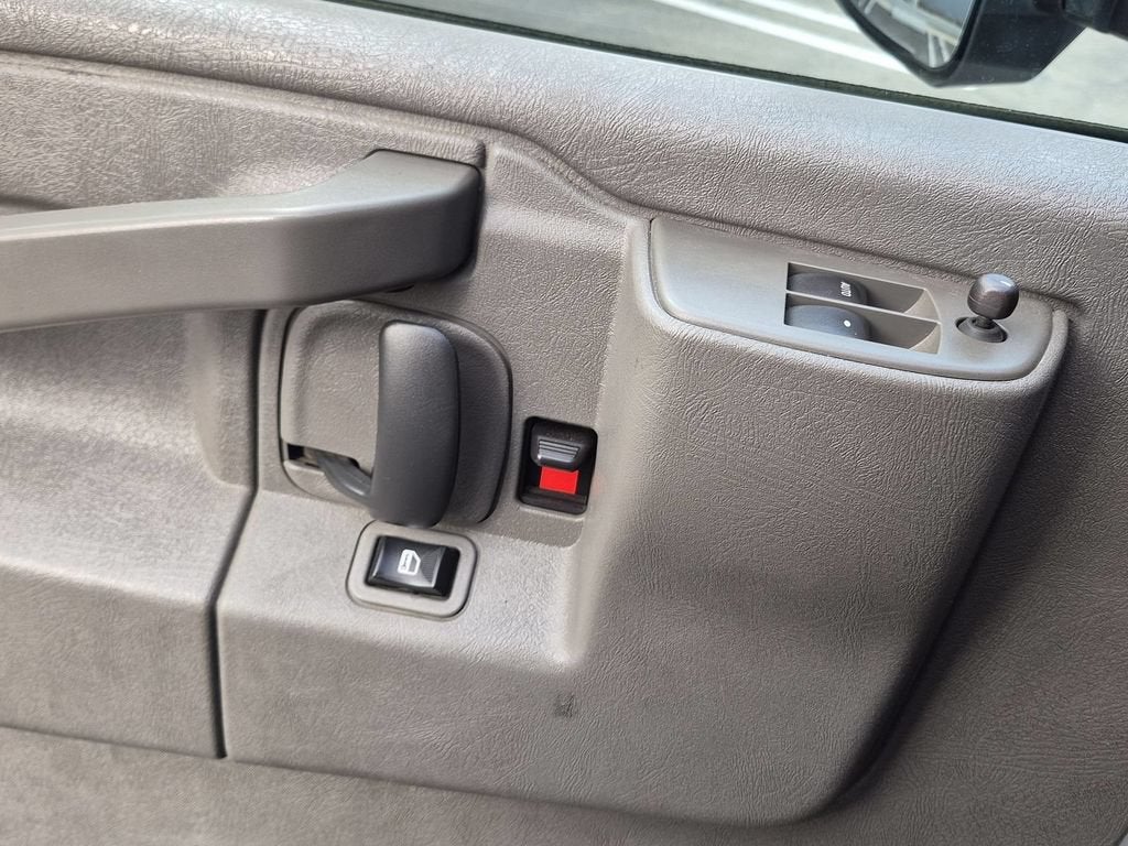 2021 GMC Savana Cutaway 3500 VAN 177" RWD