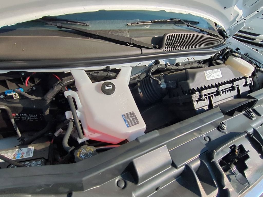 2024 GMC Savana Cutaway 4500 2WT