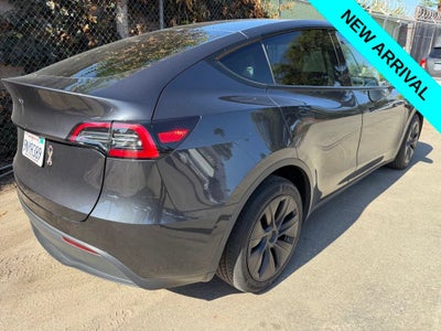 2024 Tesla Model Y Base