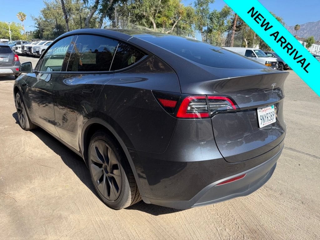 2024 Tesla Model Y Base