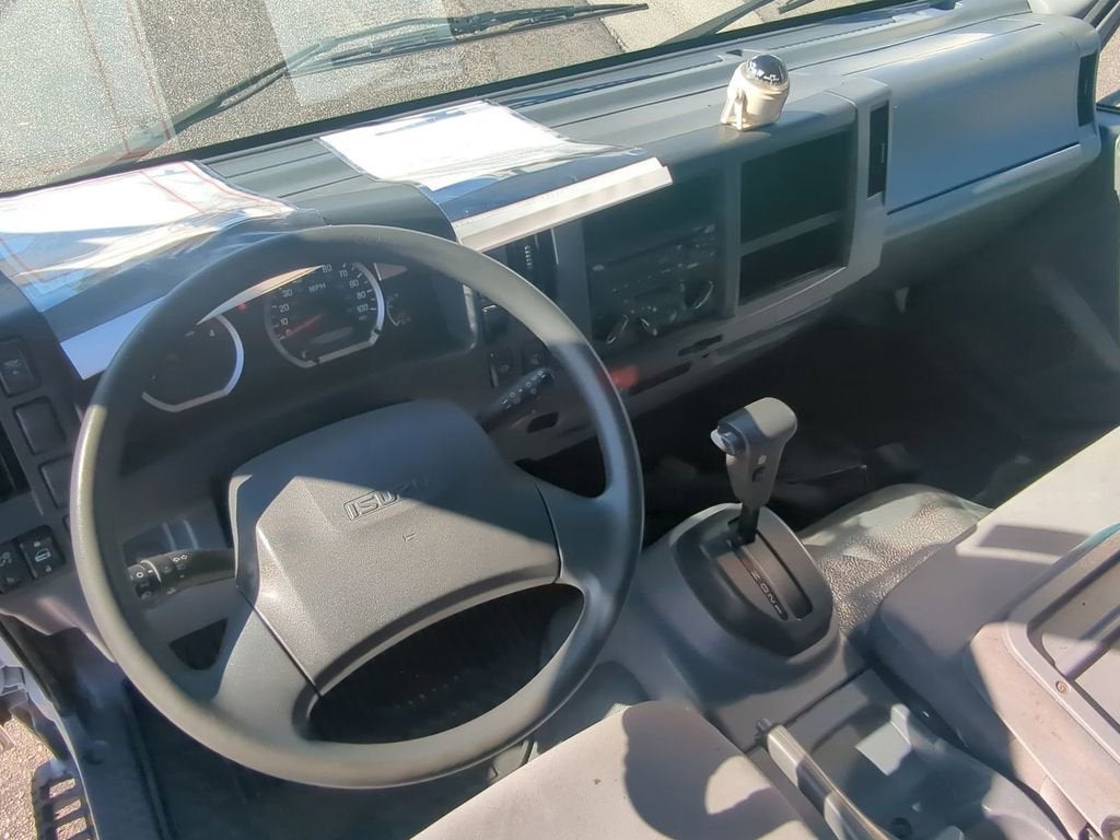 2021 Isuzu NPR-HD Base