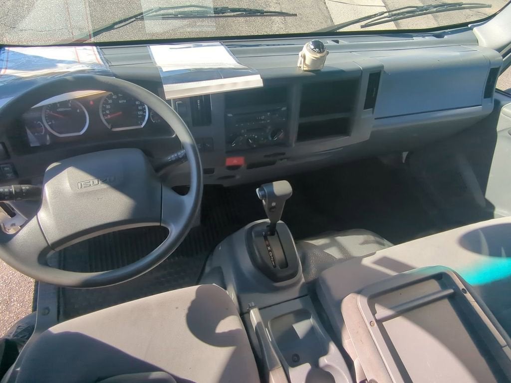 2021 Isuzu NPR-HD Base