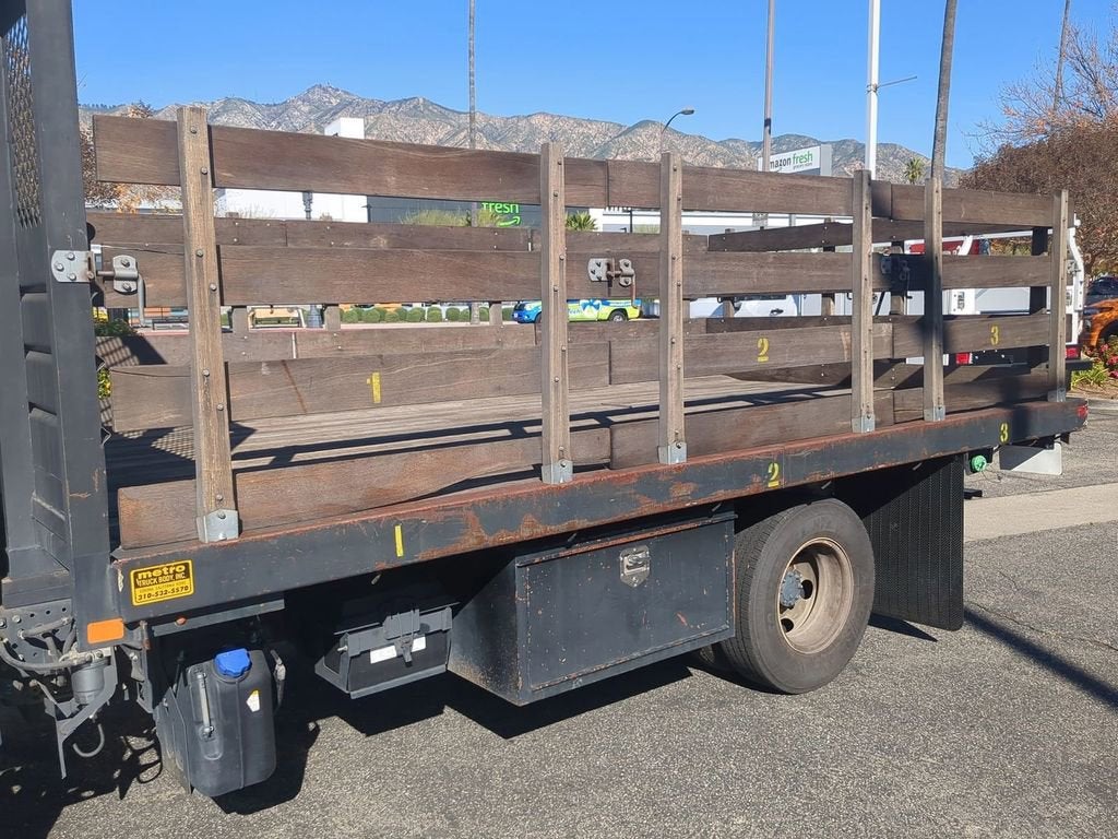 2021 Isuzu NPR-HD Base