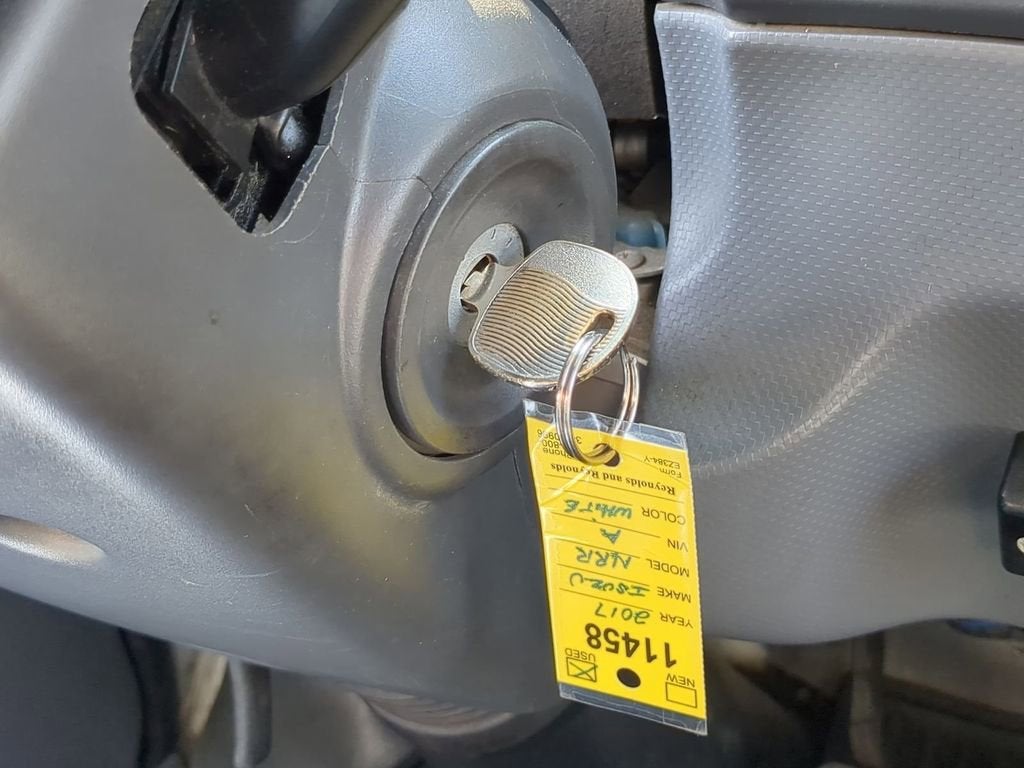 2017 Isuzu NRR DSL REG AT IBT PWL