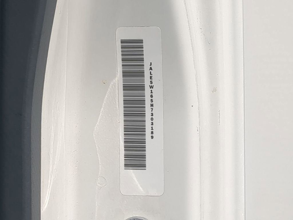 2017 Isuzu NRR DSL REG AT IBT PWL