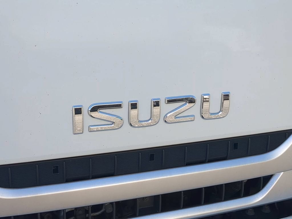 2023 Isuzu NRR Base