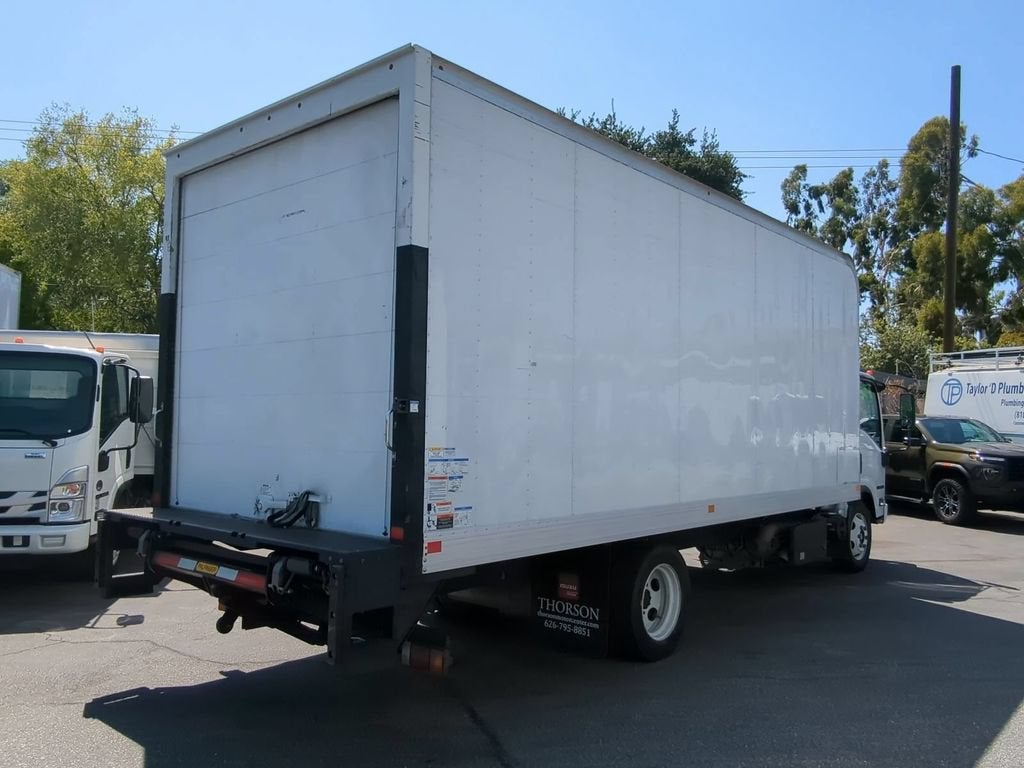2023 Isuzu NRR Base