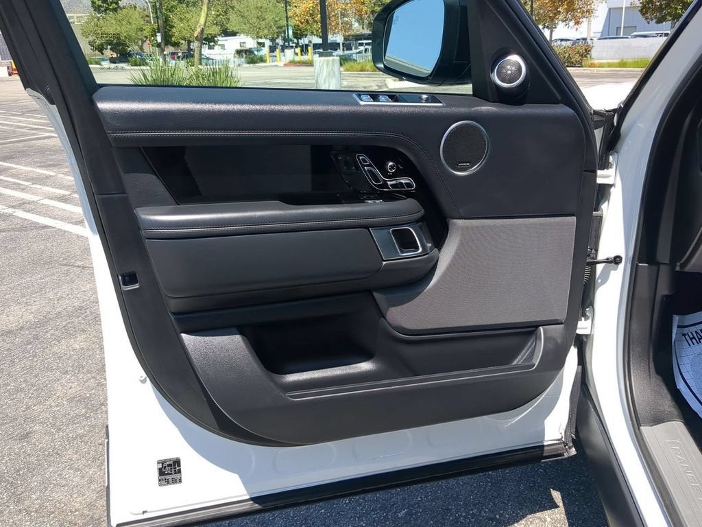 2020 Land Rover Range Rover P525 HSE