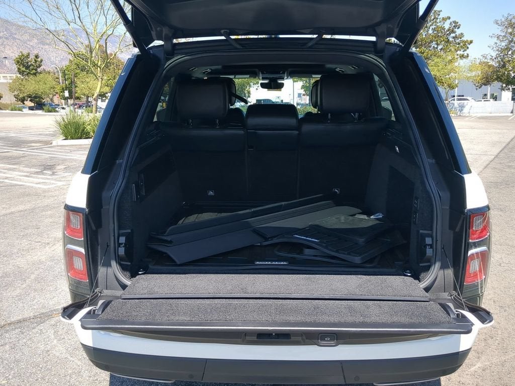 2020 Land Rover Range Rover P525 HSE