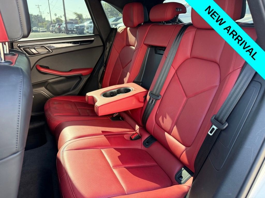 2021 Porsche Macan S